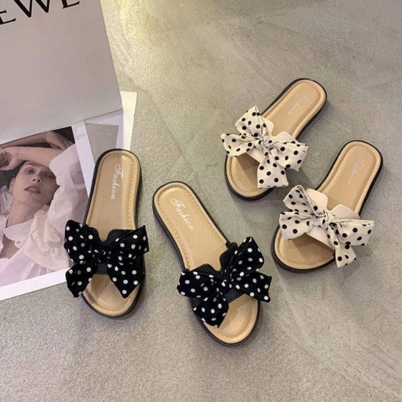 Sandal Fashion Slop Flat polakdot Korea Wanita Bahan Karet Import High Quality