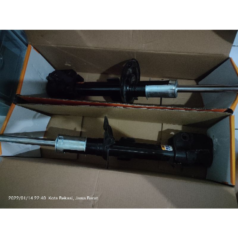 SHOCK BREAKER DEPAN ERTIGA SWIFT IKYBI ASLI