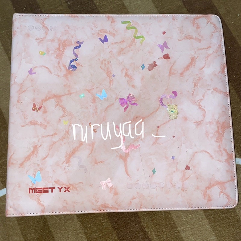 

Preloved Binder Meet YX 12p Marble Pink 35 lembar sleeve