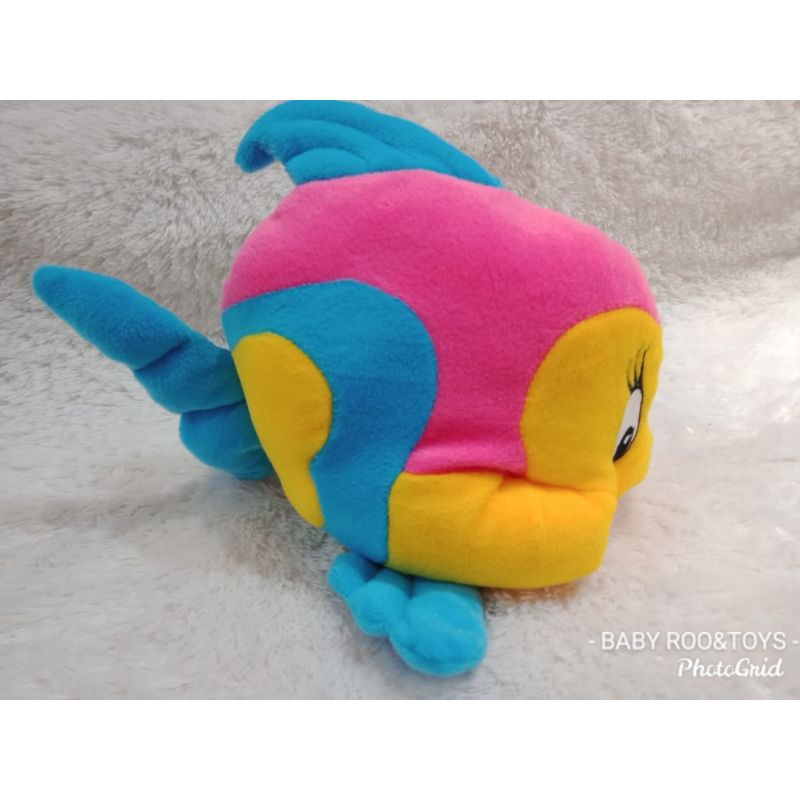 BONEKA IKAN DORI