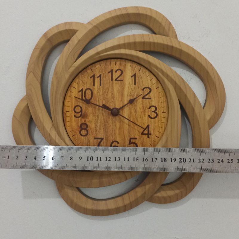 jam dinding unik bermotif kayu-3