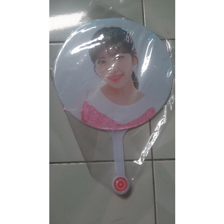 MD PICKET IZONE VER MEMBER AN YUJIN 1ST EYES ON ME CONCERT