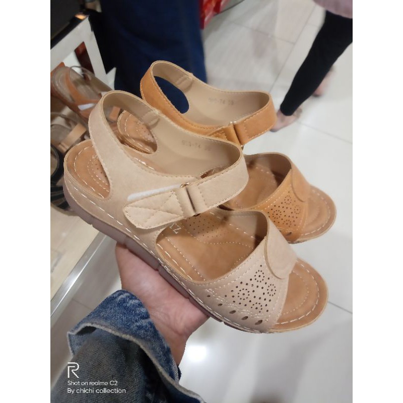 Sepatu sandal cewek St.Moritz