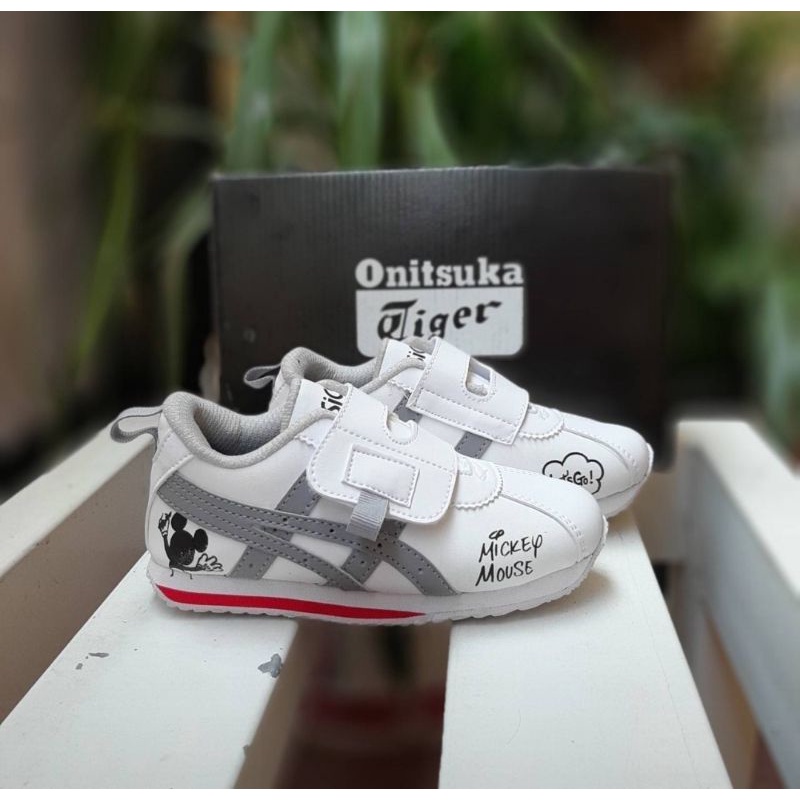 Sepatu Anak Laki Dan Sepatu Anak Perempuan Sepatu Anak Laki dan Sepatu Sneakers Anak Perempuan  Sepatu Anak Laki Laki 1 Tahun Sepatu Anak Sneakers Laki Laki Perempuan Sepatu Anak Laki Laki Sepatu anak umur 1 tahun