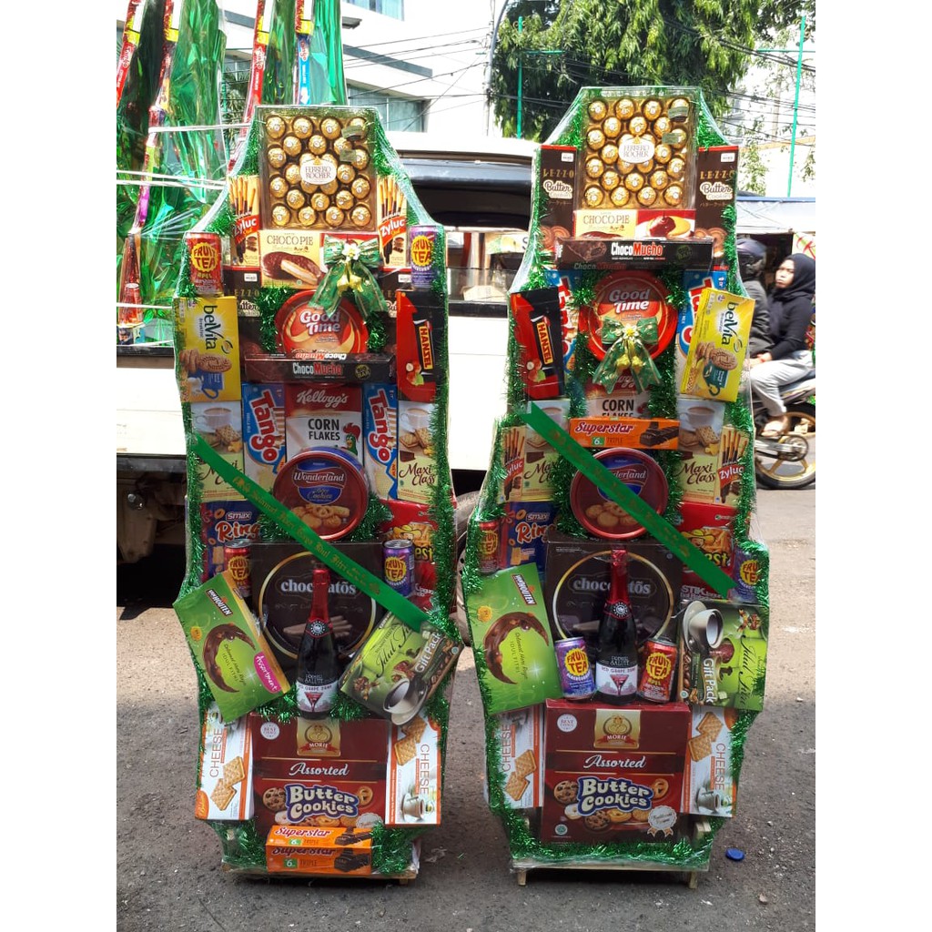 

PARCEL HAMPERS LEBARAN MAKANAN DAN COKELAT