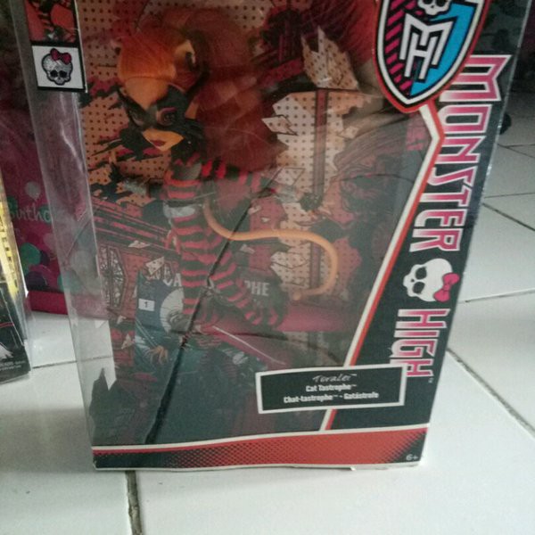 boneka barbie monster high toralei ready