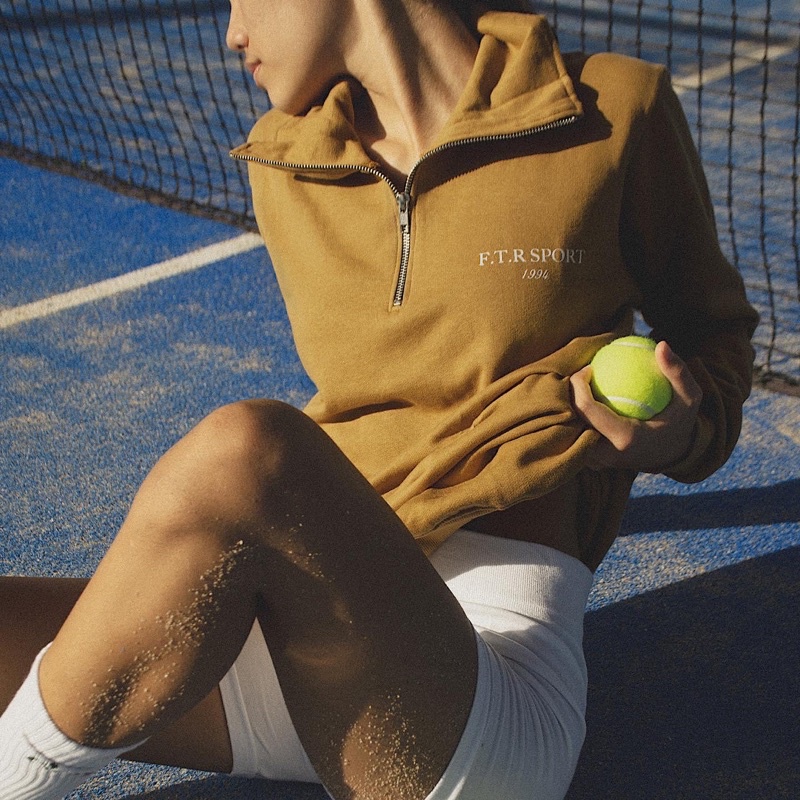 First Time Round - Quarter Zip Sweatshirt - Camel