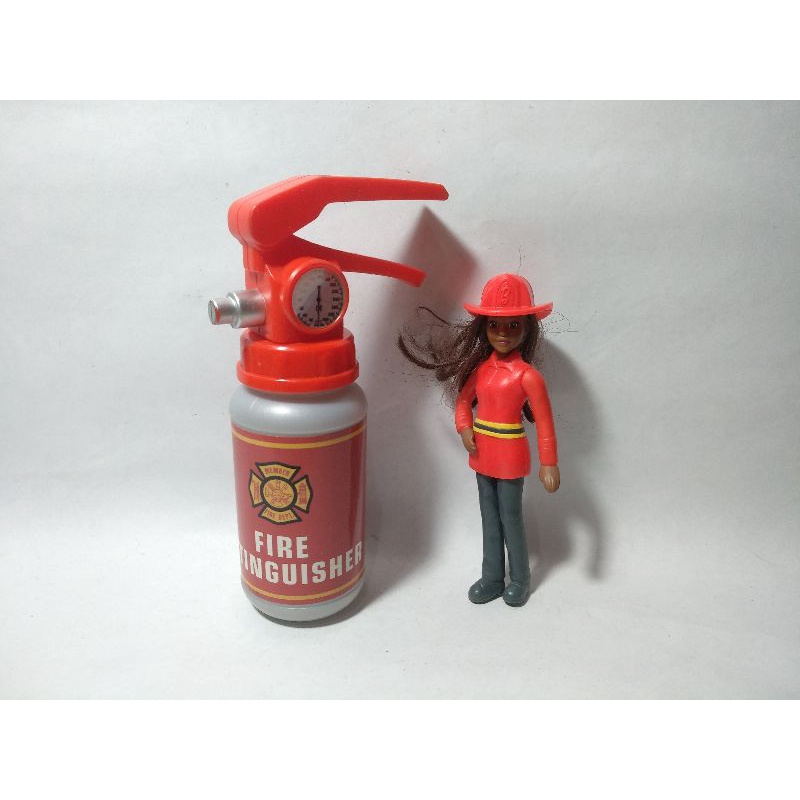 Mainan Barbie Rescue Hero Fire Fighter Firefighter Alat Pemadan Kebakaran Extinguisher Tools Figure 