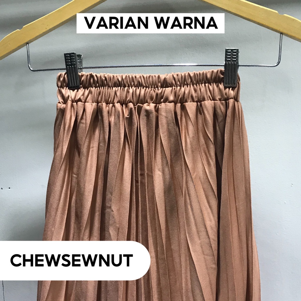 Rok termurah Jumbo Plisket Pendek Wanita 7/8 / Rok Payung Wanita-Chewsewnut