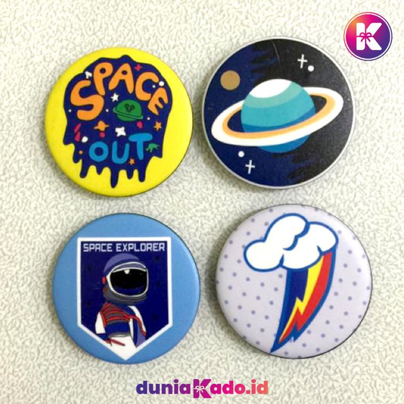 

KHUSUS READY STOCK!!!! pin peniti bulat diameter 4,4 cm & 5,8 cm laminasi doff / glossy