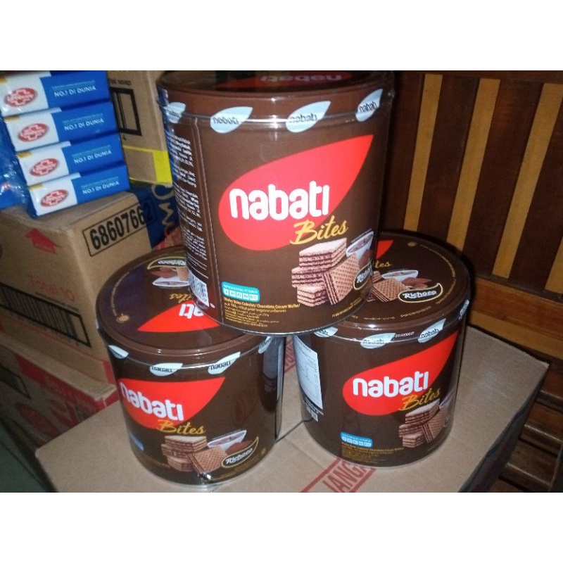 wafer nabati 350gr/ nabati kaleng choco bites