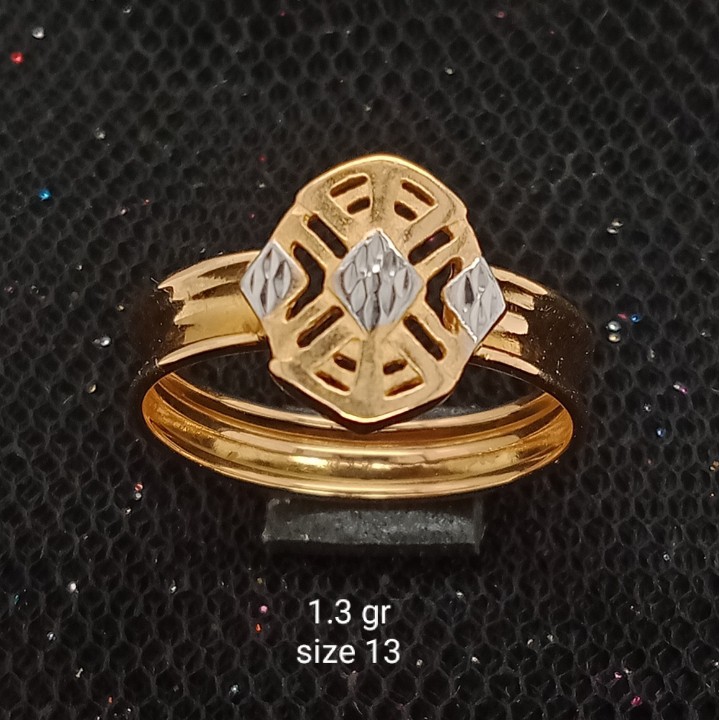 Cincin Emas 17K - 1.3 gr Kadar 750 - 1737