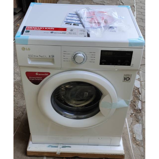 Mesin Cuci Front Loading LG FM1007N3W 7 KG Anti Kusut Smart INVERTER