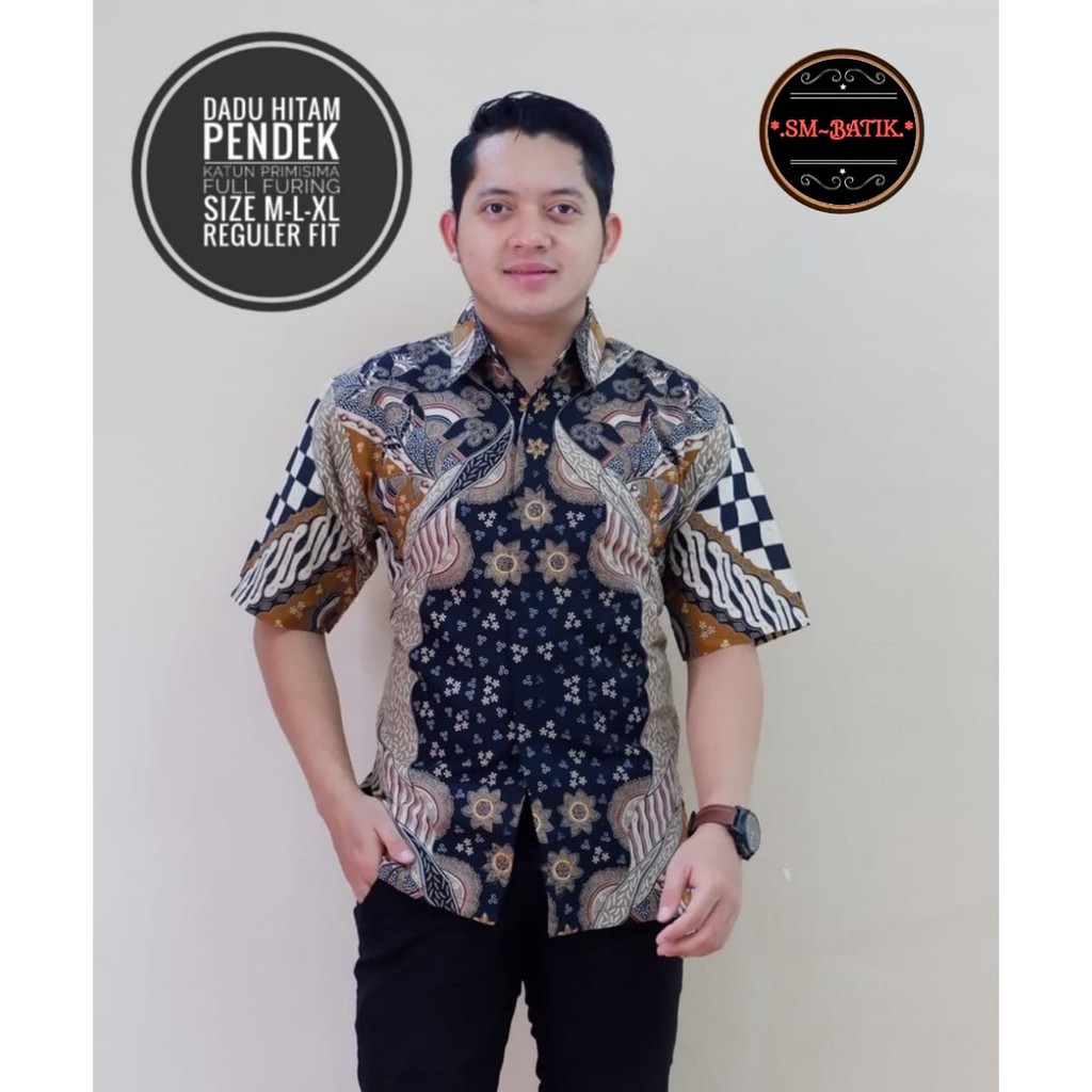 DADU HITAM SM BATIKSOLOAMANAH KEMEJA BAJU BATIK PRIA SOLO LENGAN PENDEK PANJANG LAPIS FURING ATASAN BATIK PREMIUM MODERN KATUN HALUS PARANG DIRGA GODONG BIRU DADU CAKRAWALA PEKSI BAMBU GUNARDO 2 NIRWANA 2 TRUNTUM PEKSI UNGU SAMUDRA WARNA WISAKA SOGAN