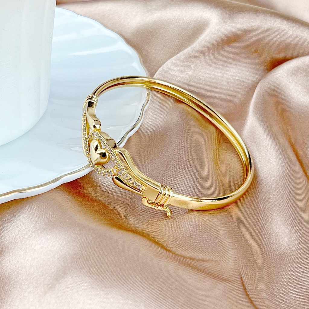 [Fashion Wanita]COD✅ Gelang Titanium Wanita Gaya Love Kristal Sederhana Anti Karat Aksesoris Trend Gelang Tangan   Acc070