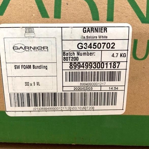 Garnier Sachet Light Complete & Sakura White Foam 9ml(1renceng isi 12) - Kuning