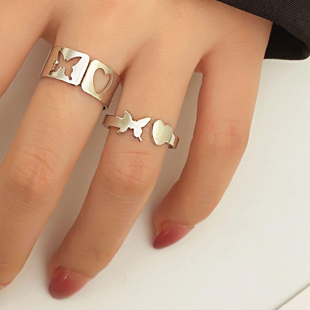 NEEDWAY Cincin Pasangan 2pcs /set Retro Bulan Kepribadian Kekasih Hadiah Anniversary Paduan Pria Jari Gesper