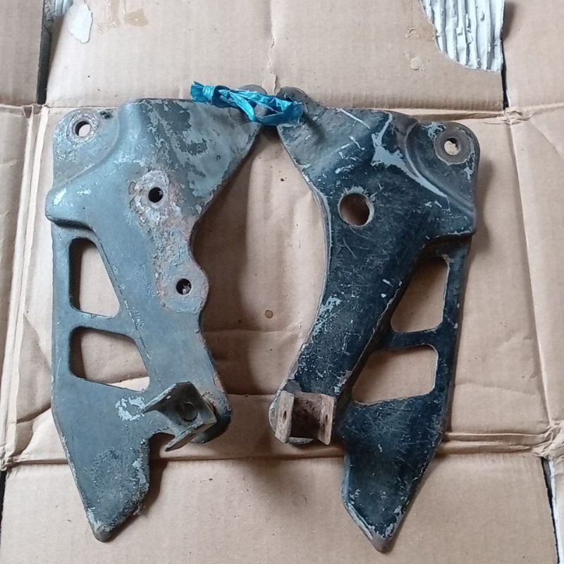 footstep postep belakang suzuki crystal