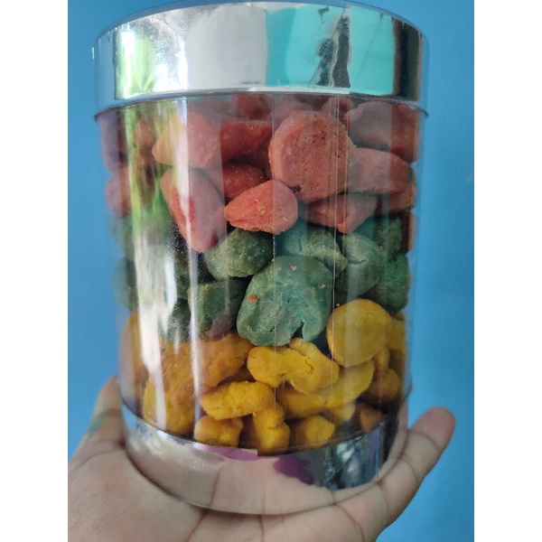 

Cemilan biji ketapang