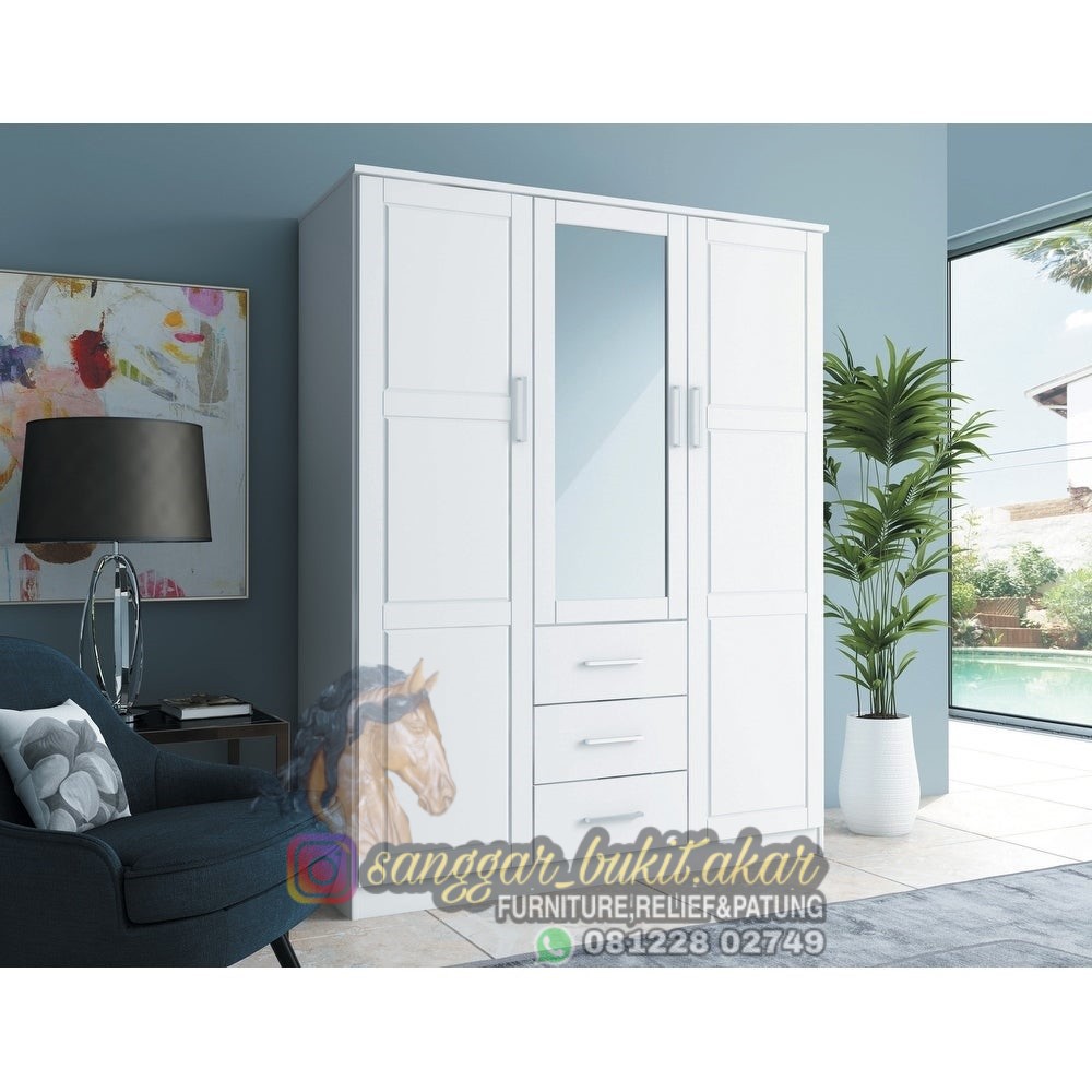 Lemari Pakaian Minimalis 3 Pintu