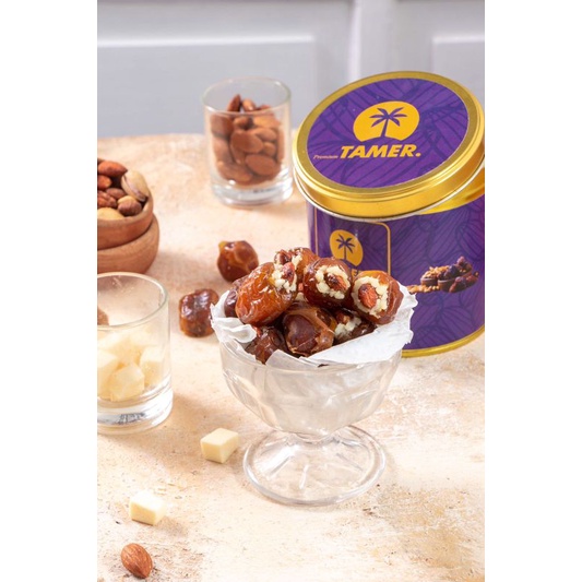 

kurma sukari/kurma isi keju/kacang mete/kurma isi keju kacang mete/