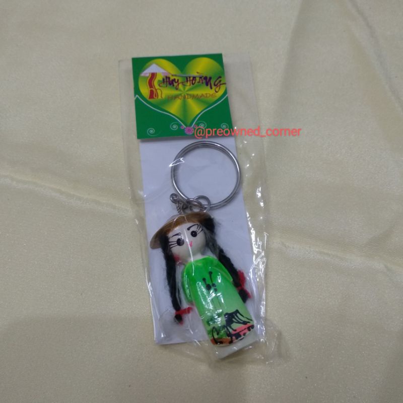 Gantungan kunci petani vietnam