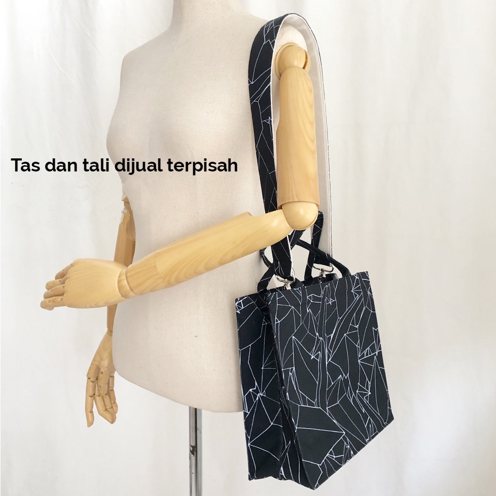 Tas Tote Library Small - Noir Origami