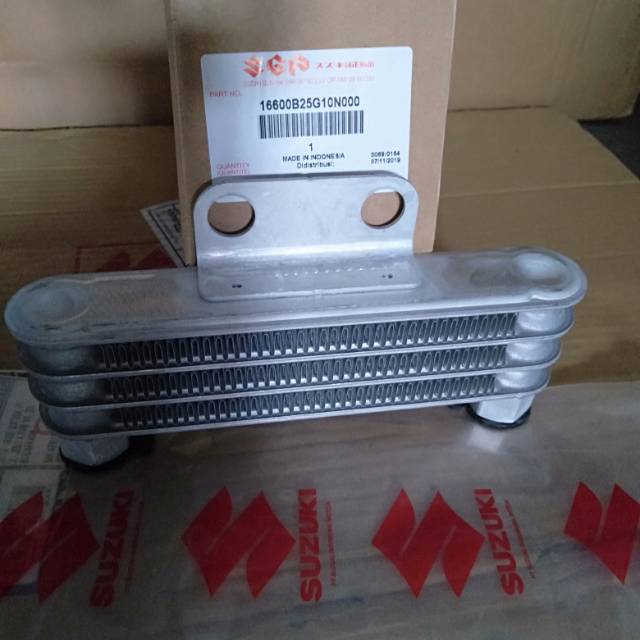 Radiator satria fu lama yang masih karburator ori sgp Radiator satria fu lama yang masih karburator ori sgp