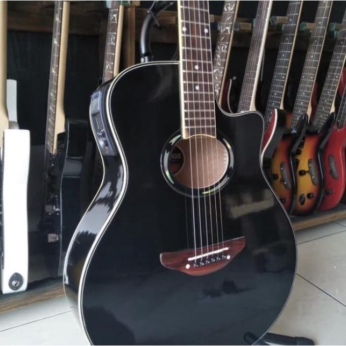 Gitar akustik yamaha APX 500 elektrik EQ TUNER bonus tas dan senar