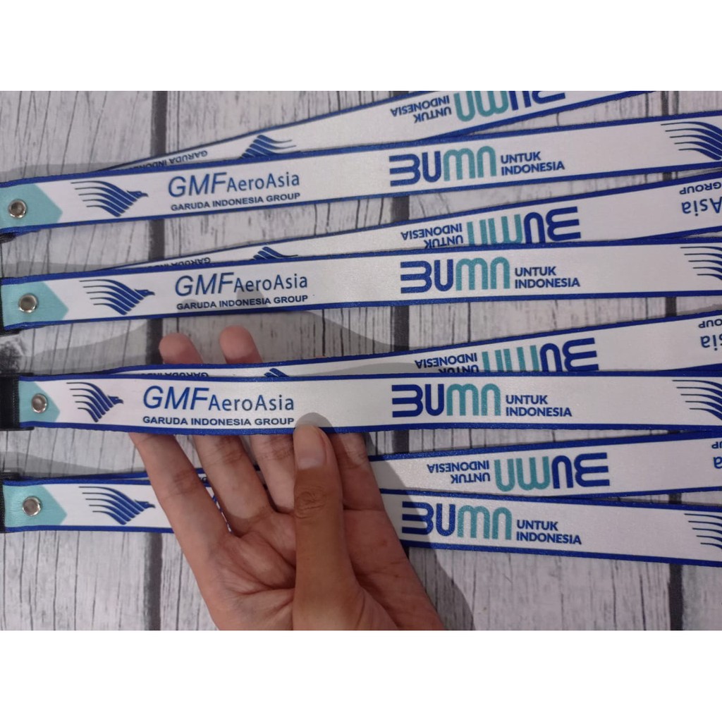 

Lanyard GARUDA INDONESIA GMF AEROASIA BUMN Custom Print Surabaya/ Lanyard GMF AEROSIA BUMN Custom