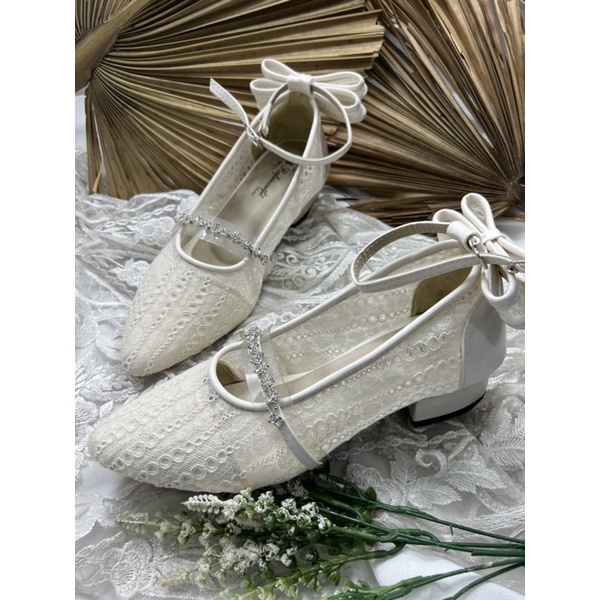 sepatu wanita vilea broken white 3cm tahu