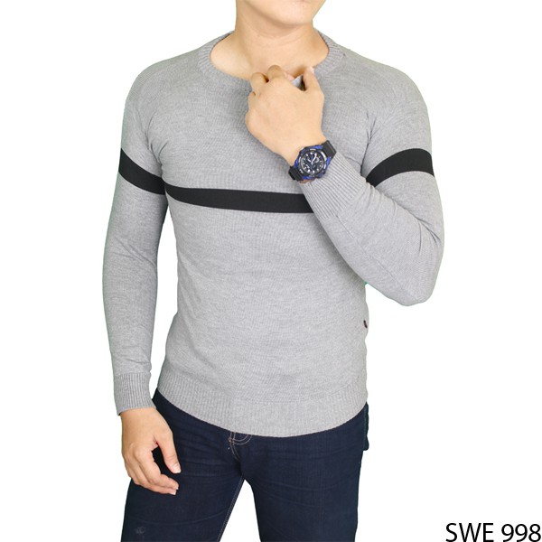 Sweater Keren Kasual Pria Rajut Abu Muda – SWE 998