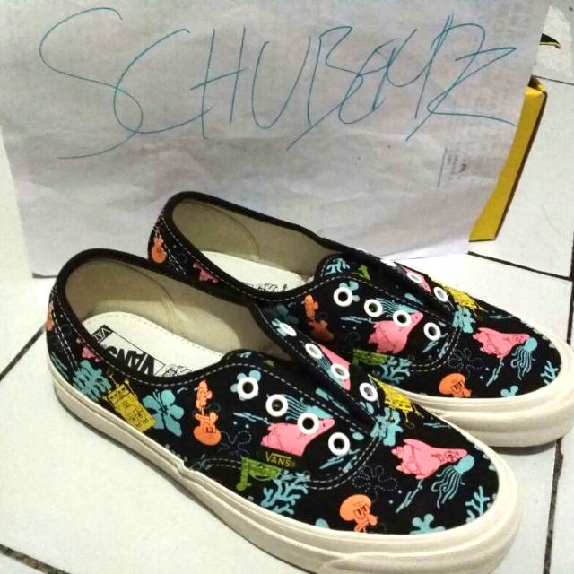 Vans auth x Spongebob size 6