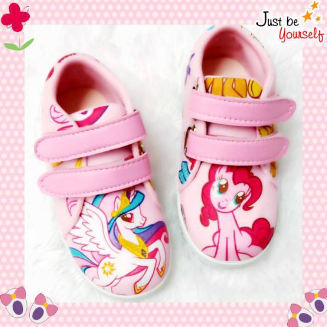  Sepatu  SNEAKERS Anak  Sepatu  Kuda  Poni  pink SNEAKERS 