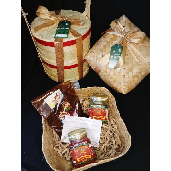 

hampers lebaran besek