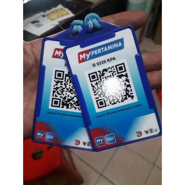 

Paket-Lengkap-Cetak-dan-Print-ID-Card-Kartu-Identitas-+--Tempat-ID-Card-+-Tali-Lanyard-Polos-i