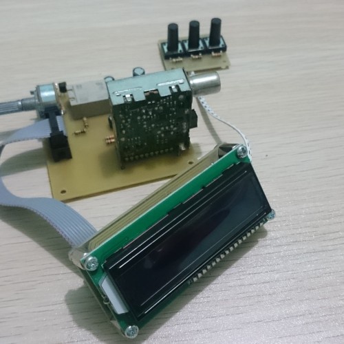 Kit FM Receiver 64-108 MHz PLL LCD Soldered and Tested