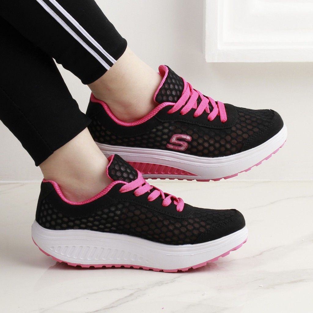 skechers shoes anti slip