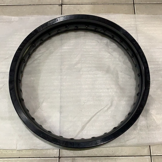 Velg axio ring 17 ukuran 250