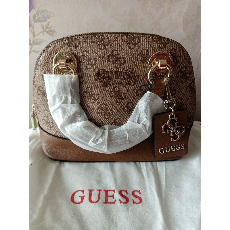 Tas guess alma
