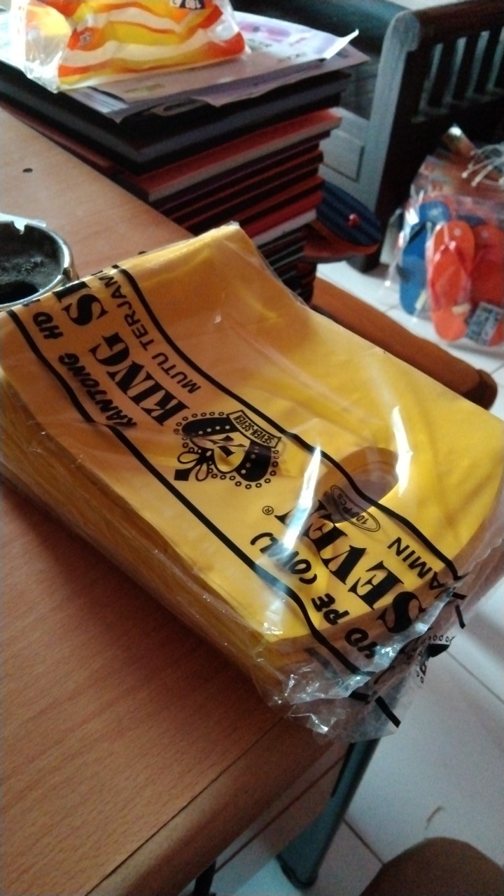 Plastik Hd Pond Oval Polos Ukuran 15x22 Isi 100 Lembar