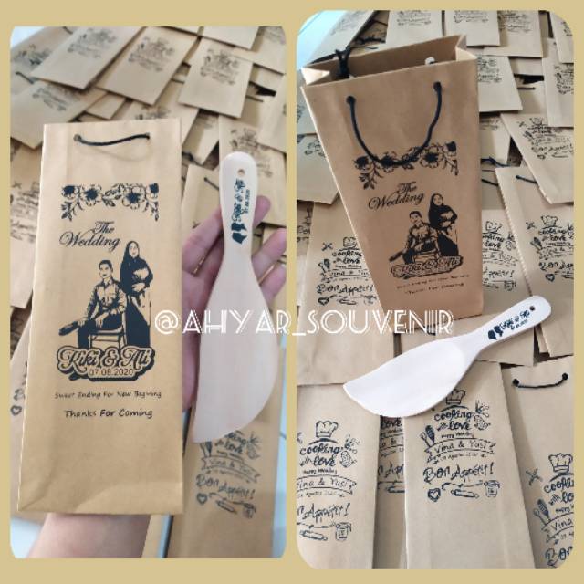 

Souvenir Centong Daun Kemas Tas Paper Bag