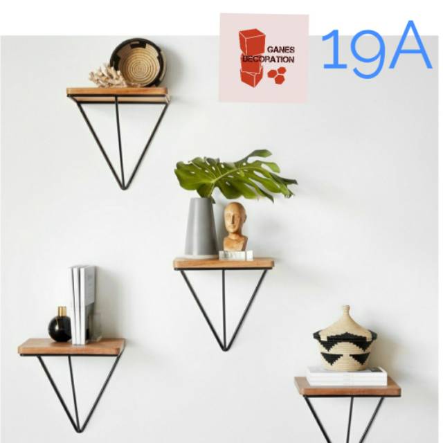 Hiasan Dinding Rumah Tempat Barang dan Bunga Hias