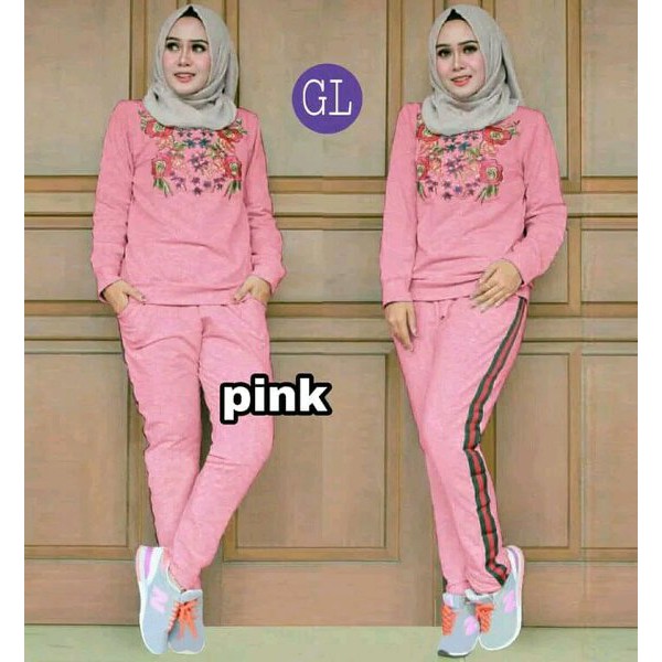 Stelan olahraga muslim Baju senam Zumba training set wanita