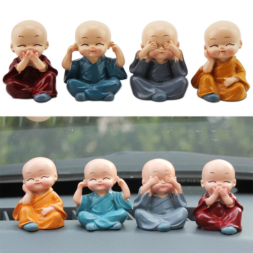 4pcs / set Ornamen Boneka Biksu Kung Fu Kecil Untuk Dekorasi Meja Kantor / Rumah / Mobil