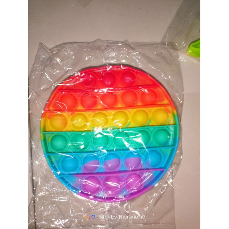 Jual Pop it rainbow//pop it grosir//pop it rainbow grosir 7 pcs free