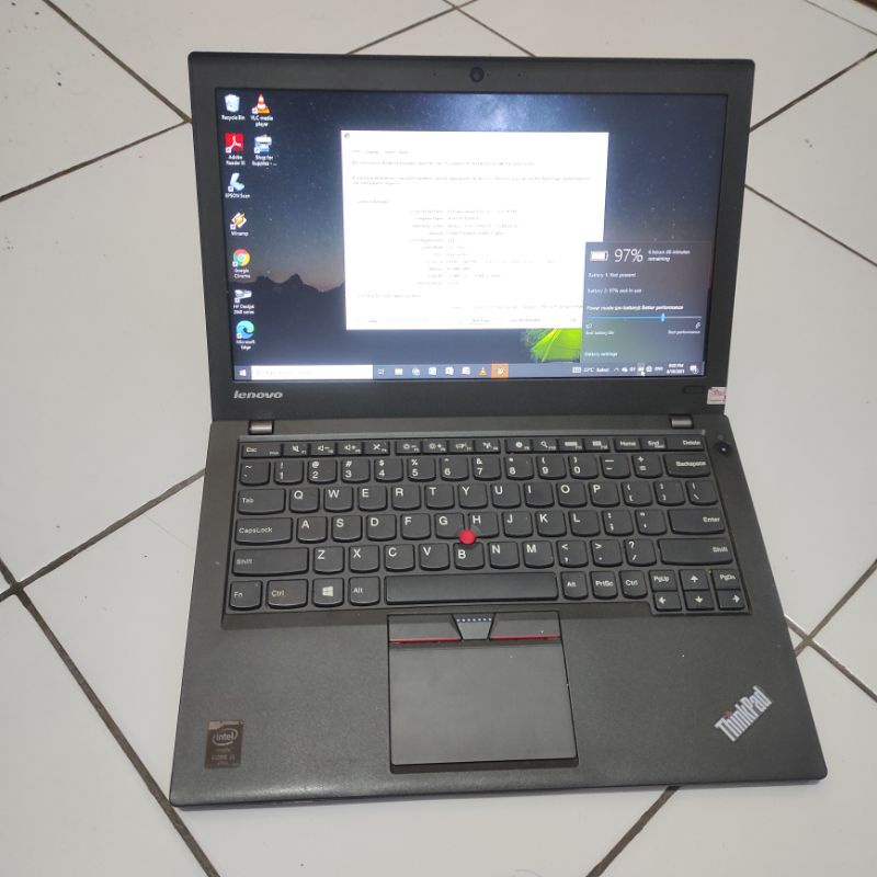 Lenovo Thinkpad X250 i5 5300u gen5 laptop 300gb ram 4gb Ultrabook notebook