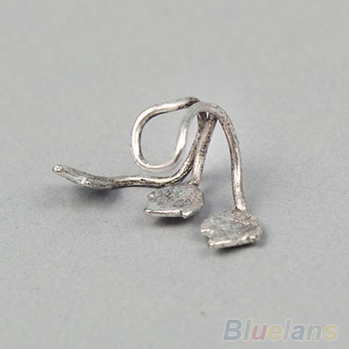 1 Pc Anting-anting Cincin Jepit Telinga Ear Cuff Desain Klasik Bentuk Daun Bahan Logam