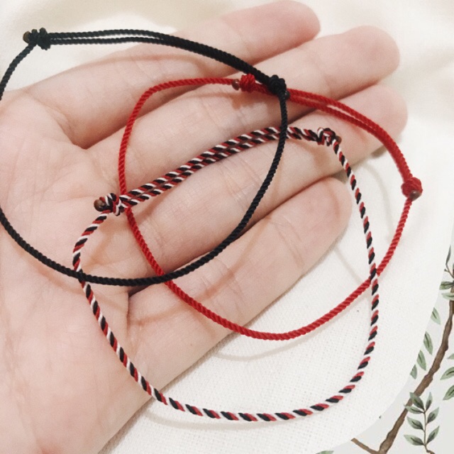 1 set gelang  Tri Datu polos merah polos hitam gelang  