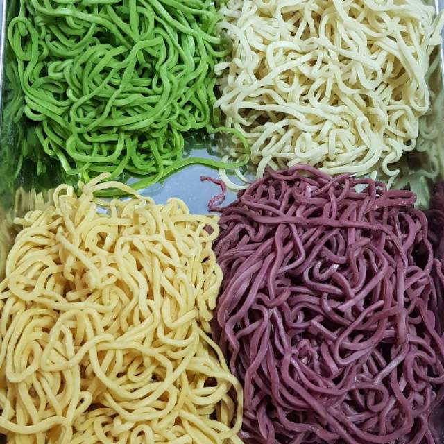 

Mie mentah 1 pack isi 5